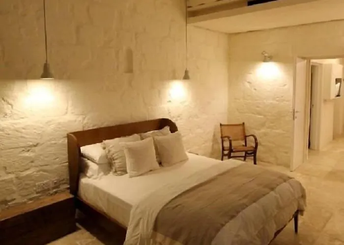 Hotel The King George Village Boutique Living 3*