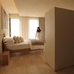 Hotel The King George Village Boutique Living