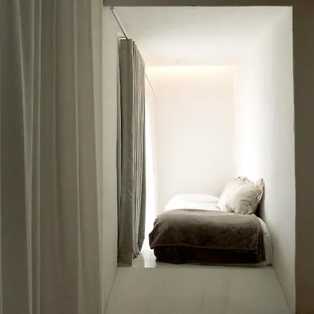 The King George Village Boutique Living Hotel *