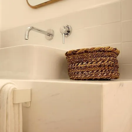 The King George Village Boutique Living Hotell