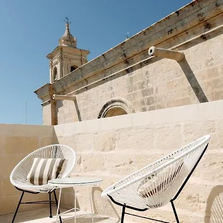Hotell The King George Village Boutique Living