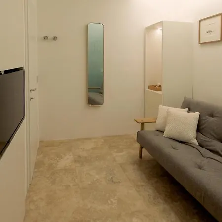 The King George Village Boutique Living 3*