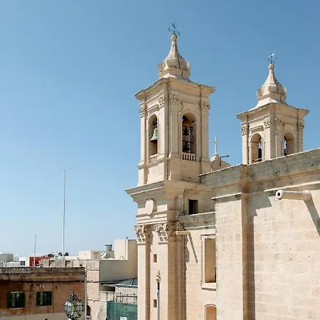 Hotell The King George Village Boutique Living Gharghur