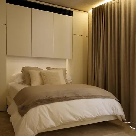 The King George Village Boutique Living 3*