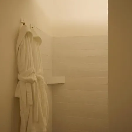 Hotel The King George Village Boutique Living *