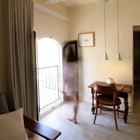 The King George Village Boutique Living Hotell