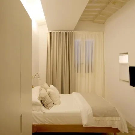 The King George Village Boutique Living