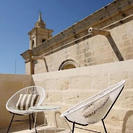 Hotell The King George Village Boutique Living