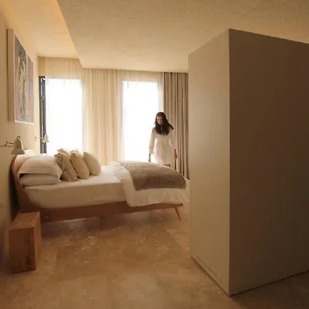 Hotell The King George Village Boutique Living