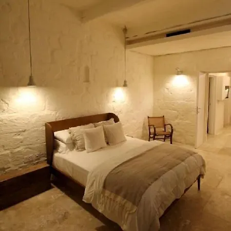 Hotell The King George Village Boutique Living 3*