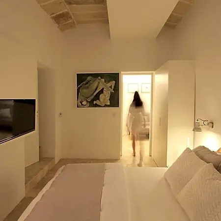 The King George Village Boutique Living Hotel