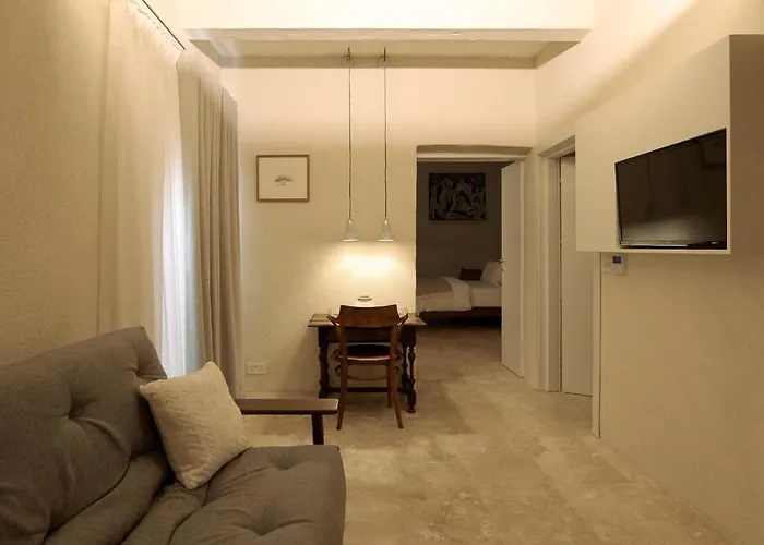 The King George Village Boutique Living 酒店 3*