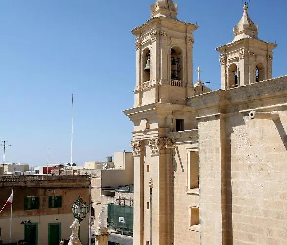 The King George Village Boutique Living