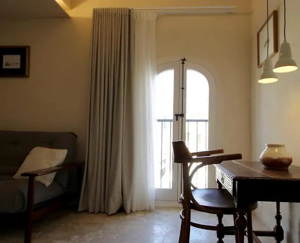 Hotel The King George Village Boutique Living