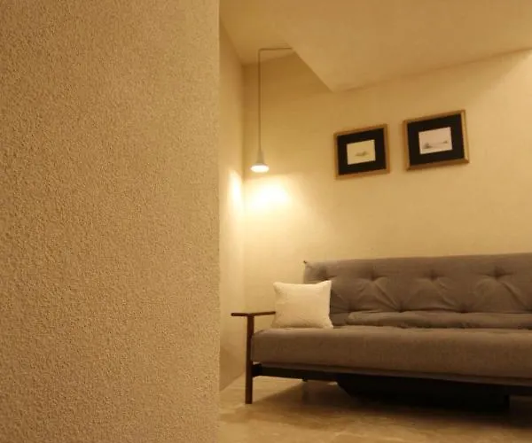 酒店 The King George Village Boutique Living