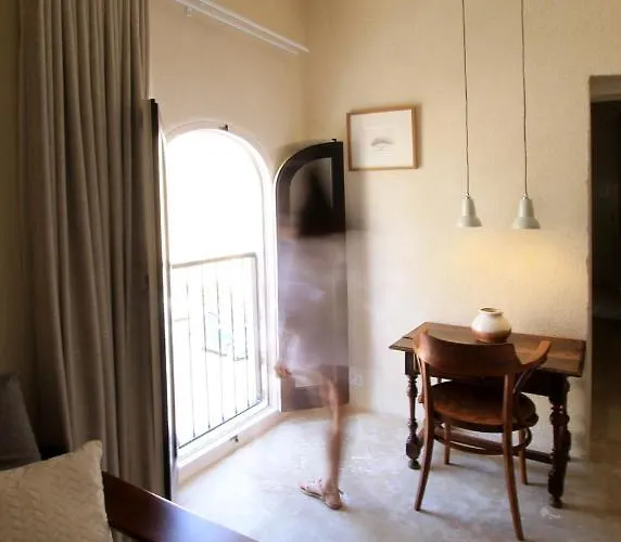 The King George Village Boutique Living Hotel