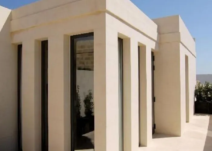 The King George Village Boutique Living