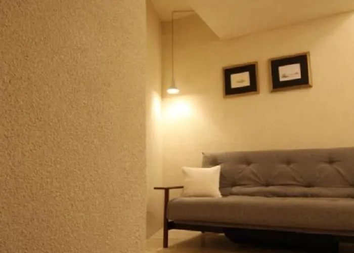 酒店 The King George Village Boutique Living