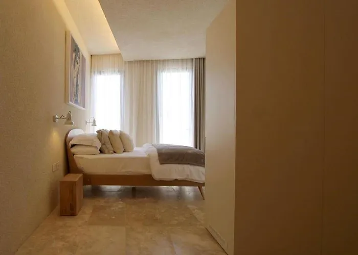 The King George Village Boutique Living 酒店 3*